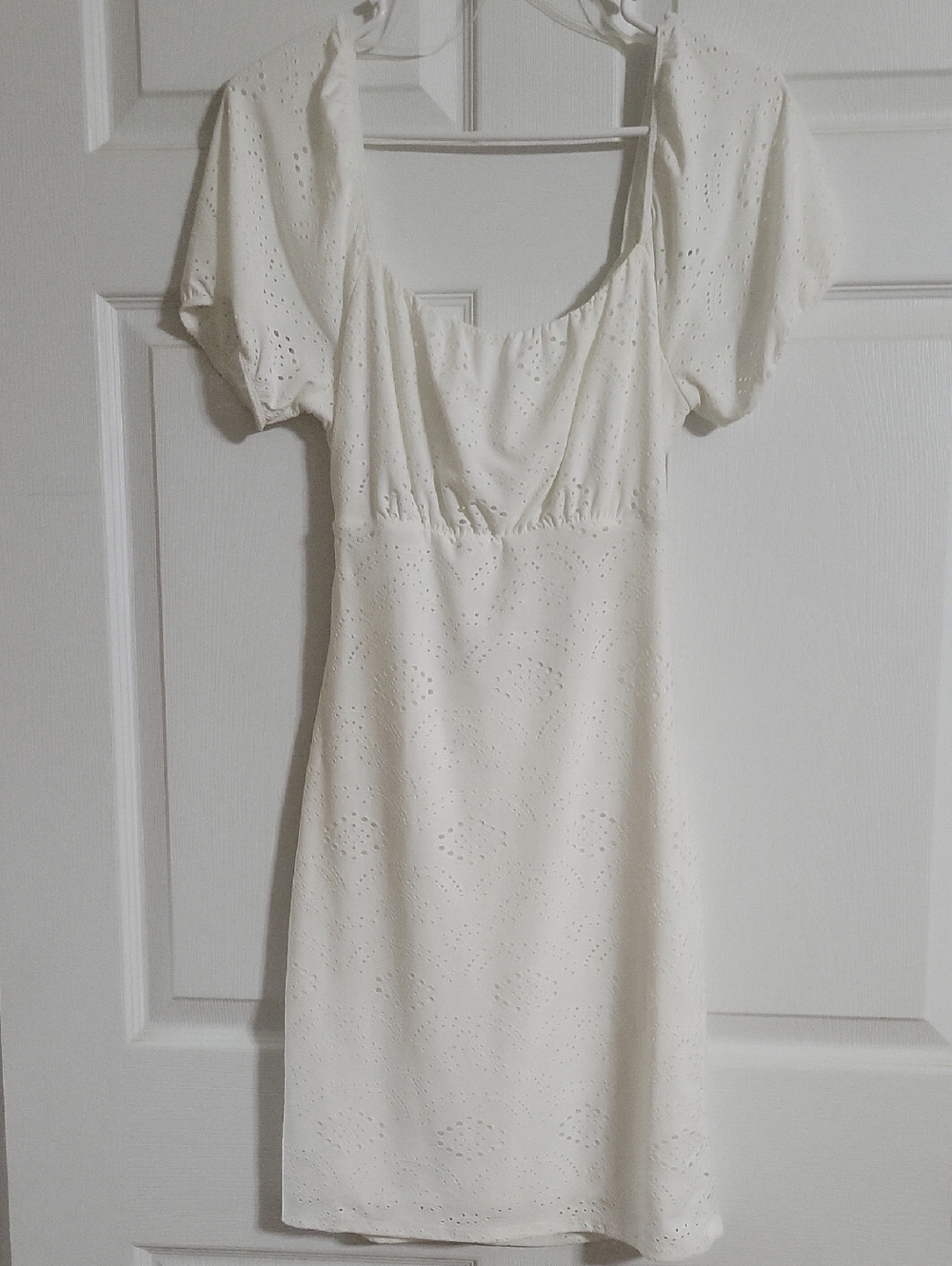 Frankee & Skylarr White Eyelet Dress Size Large Open Back Tie Boho Cottagecore